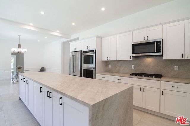 508 N Canon Drive, Beverly Hills, CA 90210