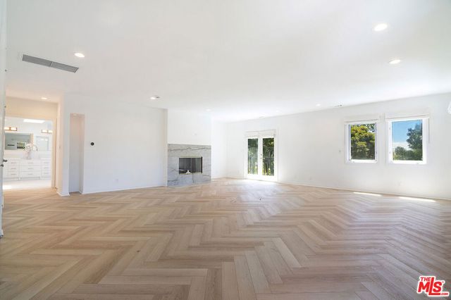 508 N Canon Drive, Beverly Hills, CA 90210