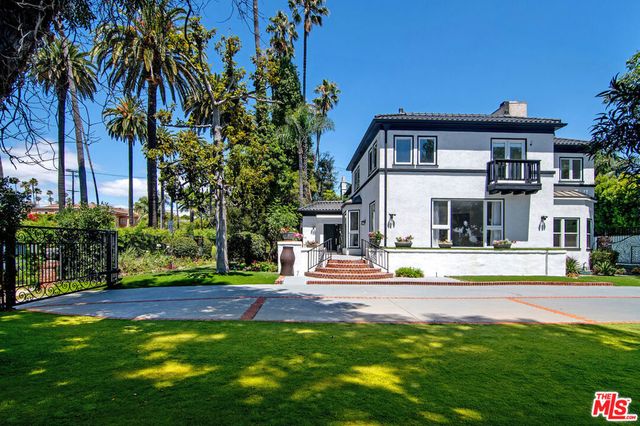 508 N Canon Drive, Beverly Hills, CA 90210