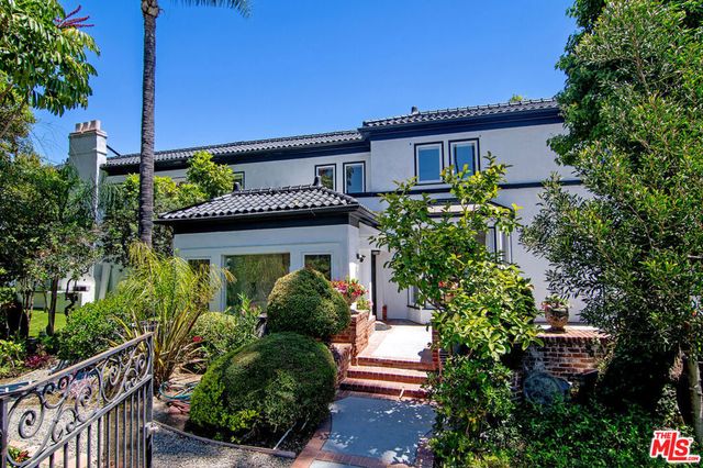 508 N Canon Drive, Beverly Hills, CA 90210