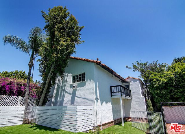 508 N Canon Drive, Beverly Hills, CA 90210