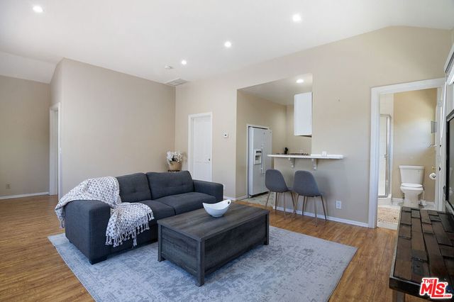 508 N Canon Drive, Beverly Hills, CA 90210