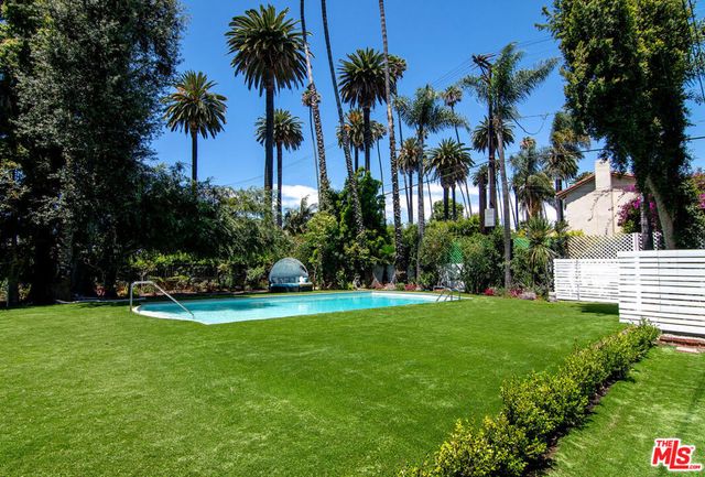 508 N Canon Drive, Beverly Hills, CA 90210