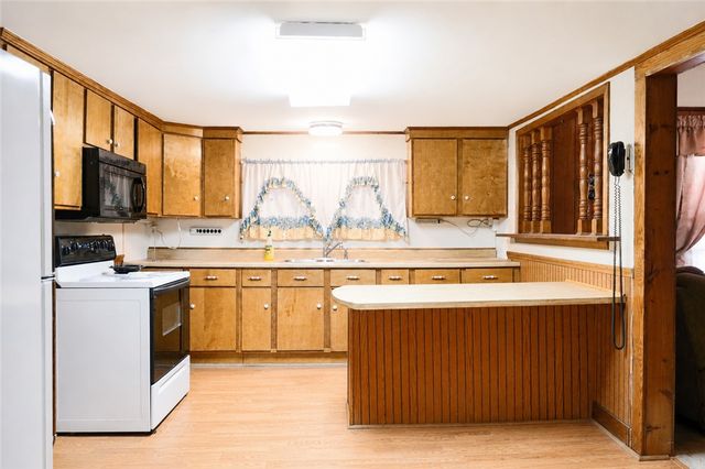 8 Woodward Street, Belton, SC 29627