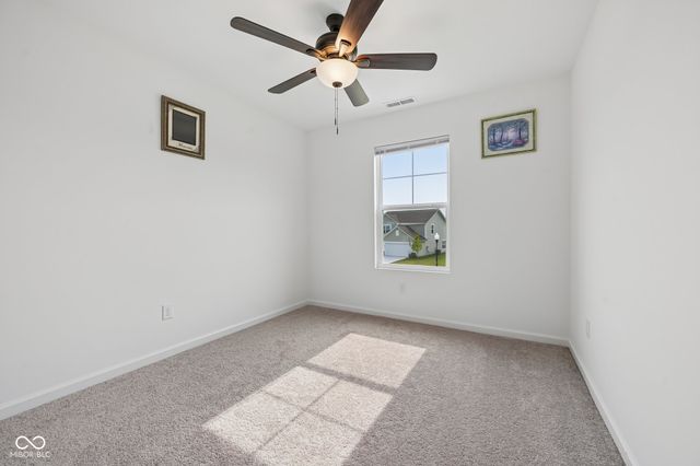 1612 N Regatta Drive, Greenfield, IN 46140