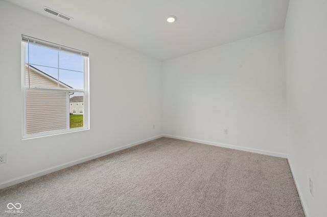 1612 N Regatta Drive, Greenfield, IN 46140