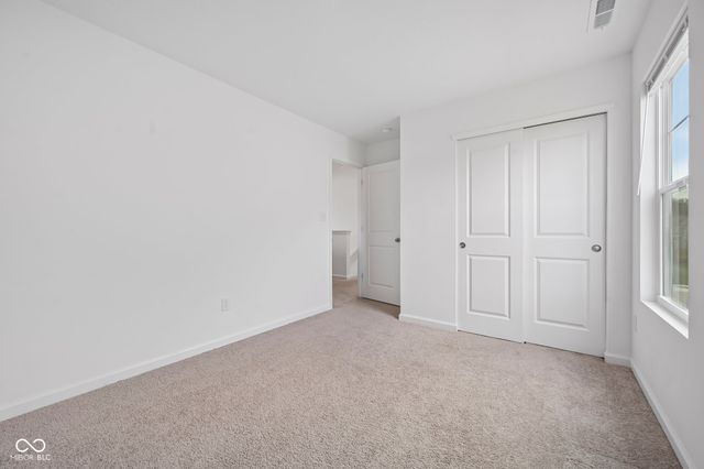 1612 N Regatta Drive, Greenfield, IN 46140
