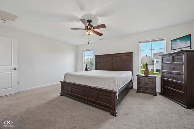 1612 N Regatta Drive, Greenfield, IN 46140