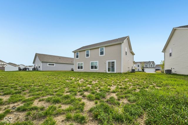 1612 N Regatta Drive, Greenfield, IN 46140