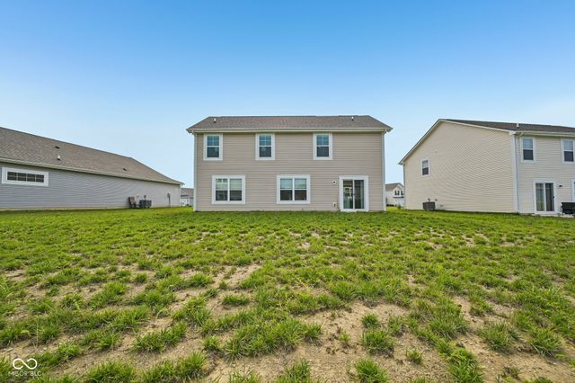 1612 N Regatta Drive, Greenfield, IN 46140