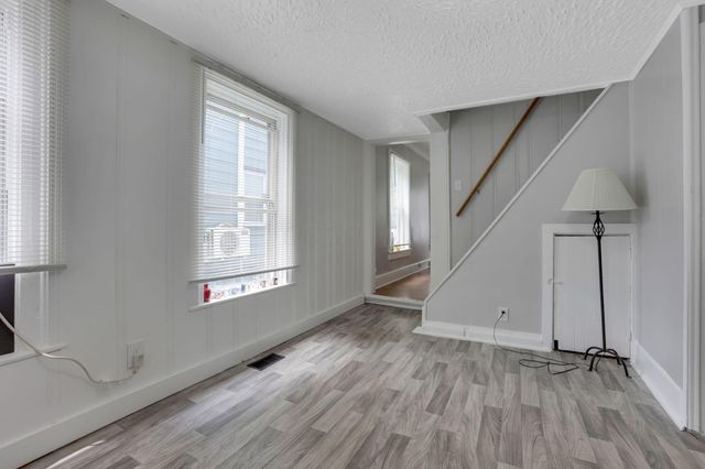2287-2289 Margaret Avenue, Columbus, OH 43219