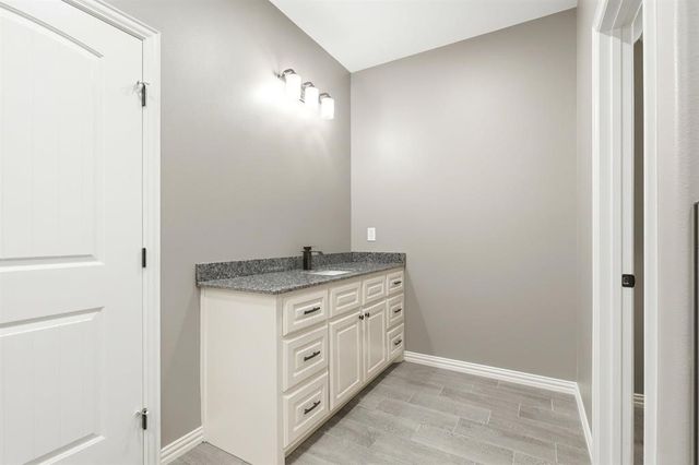 437 County Road 1660, Mt Pleasant, TX 75455