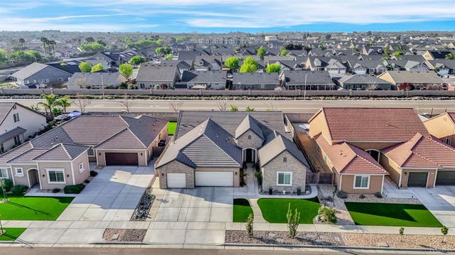 2263 Chianti Way, Hanford, CA 93230