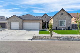 2263 Chianti Way, Hanford, CA 93230