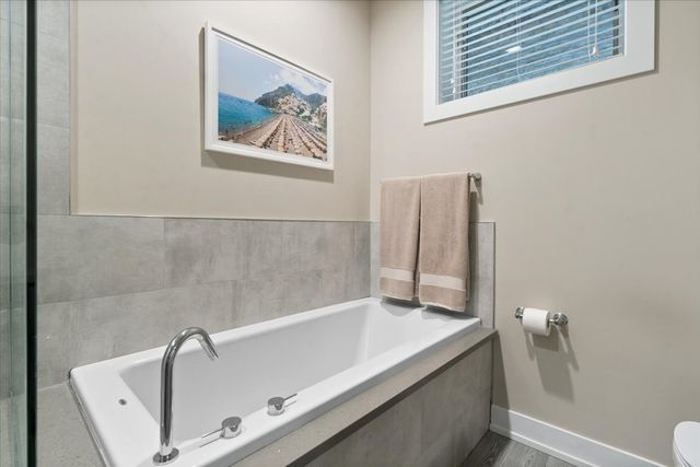 1939 N Humboldt Boulevard 1S, Chicago, IL 60647