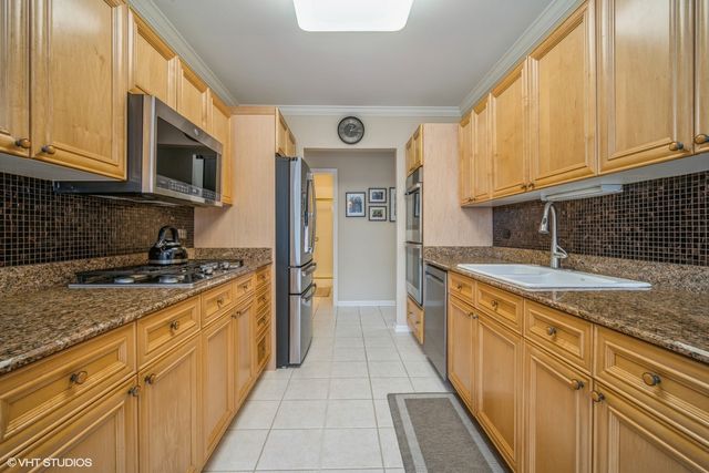 820 Weidner Road 210, Buffalo Grove, IL 60089