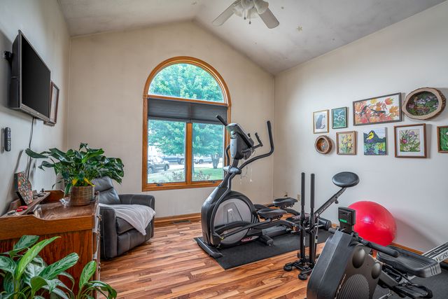 2613 Crystal Creek Court, Davenport, IA 52804
