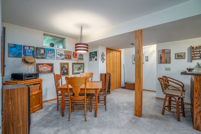 2613 Crystal Creek Court, Davenport, IA 52804