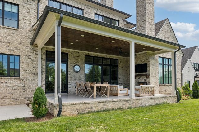 9213 Joiner Creek Rd, College Grove, TN 37046