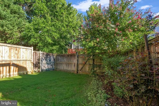 9659 FRANKLIN WOODS PL, Lorton, VA 22079