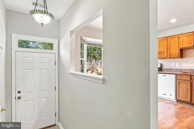 9659 FRANKLIN WOODS PL, Lorton, VA 22079