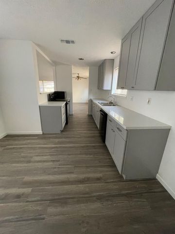 3622 Fiddlers Green Drive, Houston, TX 77082