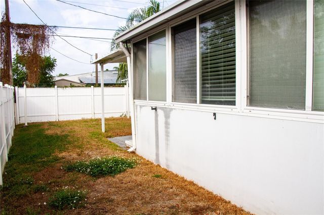 2025 MELODY DRIVE, Holiday, FL 34691