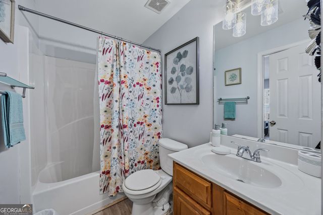6266 Shell Drive, Atlanta, GA 30331