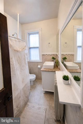 1122 COLUMBIA RD NW, Washington, DC 20009