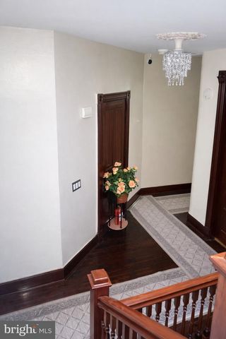 1122 COLUMBIA RD NW, Washington, DC 20009