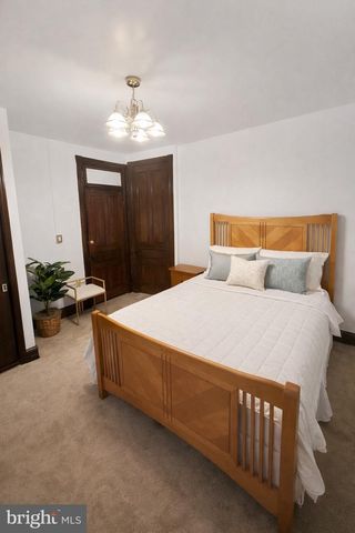 1122 COLUMBIA RD NW, Washington, DC 20009