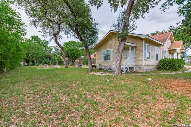 3311 W Commerce, San Antonio, TX 78207