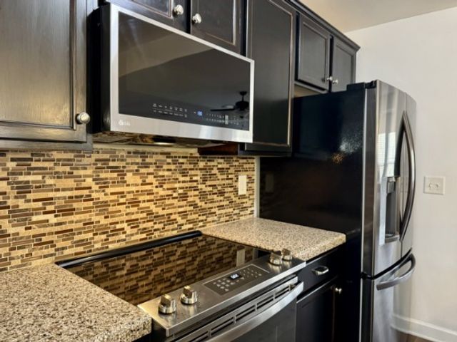 2422 Duxbury Dr, Columbia, TN 38401