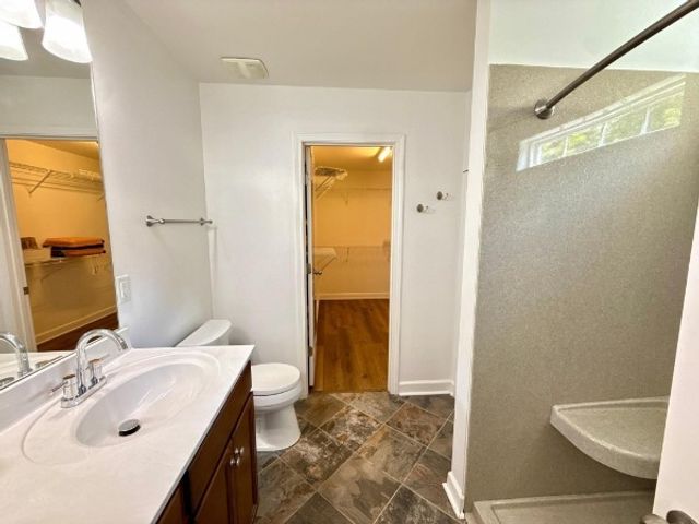 2422 Duxbury Dr, Columbia, TN 38401