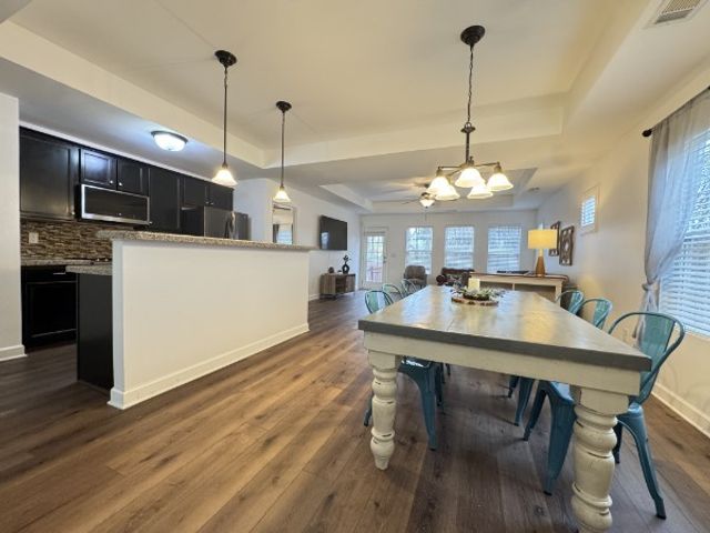2422 Duxbury Dr, Columbia, TN 38401