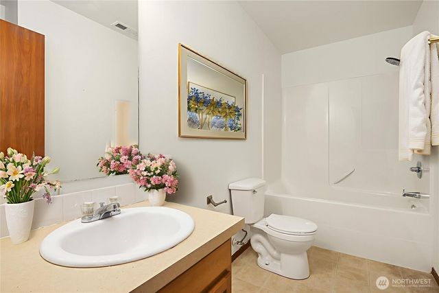 21353 SE 289th Way, Kent, WA 98042