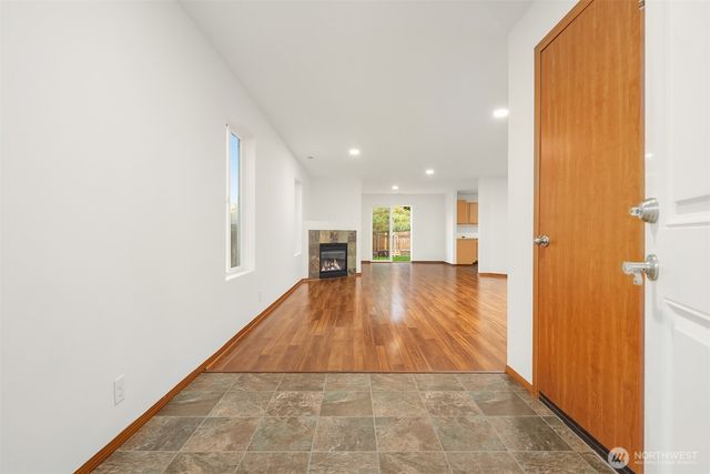 21353 SE 289th Way, Kent, WA 98042