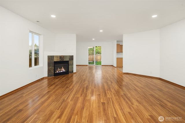 21353 SE 289th Way, Kent, WA 98042