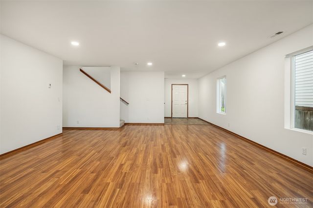 21353 SE 289th Way, Kent, WA 98042