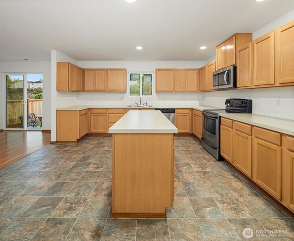 21353 SE 289th Way, Kent, WA 98042