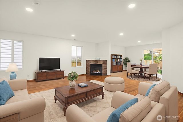 21353 SE 289th Way, Kent, WA 98042