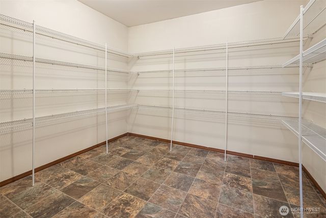 21353 SE 289th Way, Kent, WA 98042