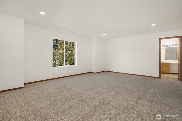 21353 SE 289th Way, Kent, WA 98042