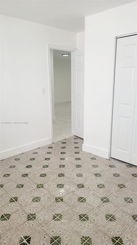 3680 NW 20 Ct 2, Miami, FL 33142