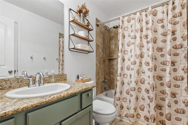 4203 Muncaster Lane, College Station, TX 77845