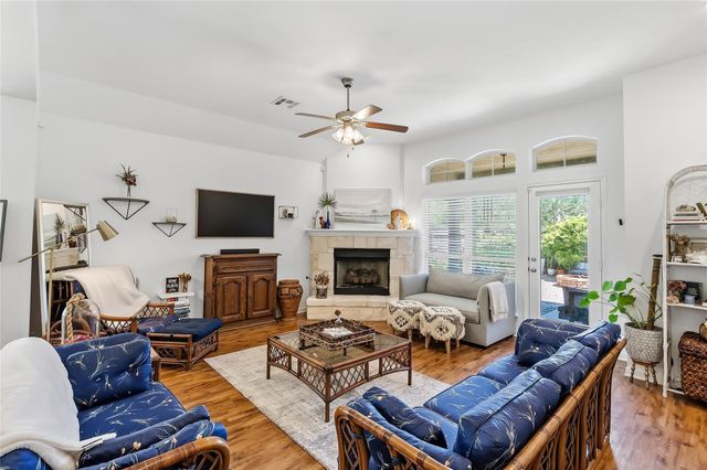 4203 Muncaster Lane, College Station, TX 77845