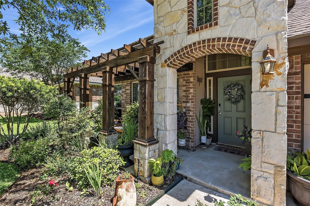 4203 Muncaster Lane, College Station, TX 77845