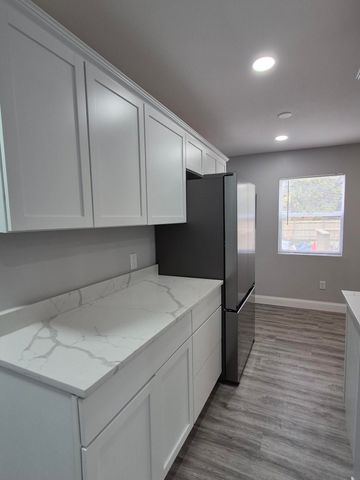 4525 Tyler Street, Gary, IN 46408