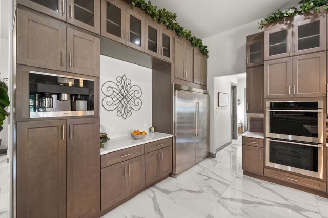 1130 The Shores Drive, Corsicana, TX 75109