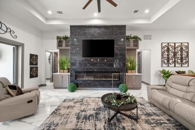 1130 The Shores Drive, Corsicana, TX 75109